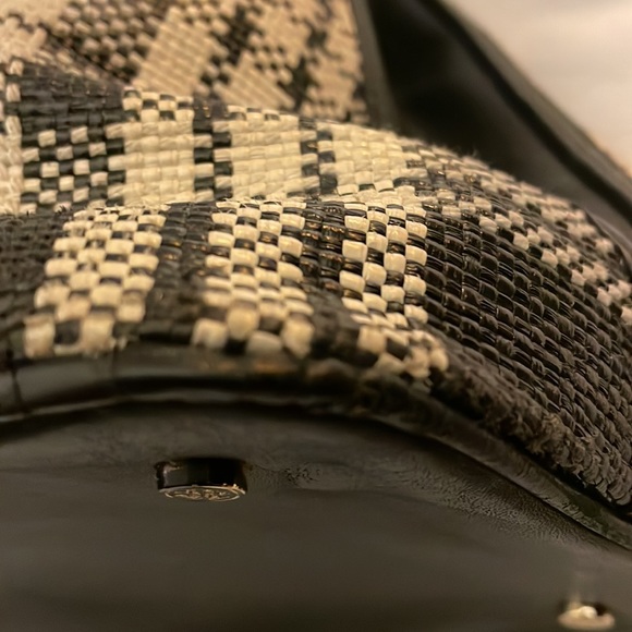 Tory Burch Purse - Picture 4 of 6